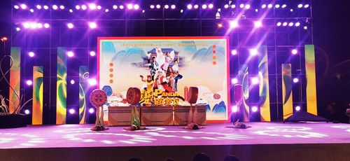 龙泉驿区戏剧展演季盛大启幕 熊猫餐厅“营业啦”引领艺术表演场馆服务新体验